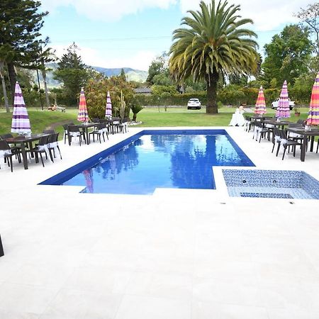 Quinta La Constanza Hotel Tababela Luaran gambar